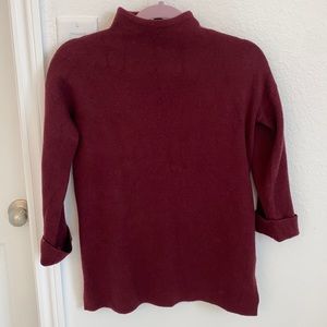 Maroon sweater